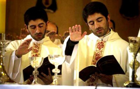 fr_paulo_and_fr_felipe_lizama_are_twin_brothers_and_catholic_priests_in_chile_photo_courtesy_of_fr_lizama_cna_8_19_13.jpg